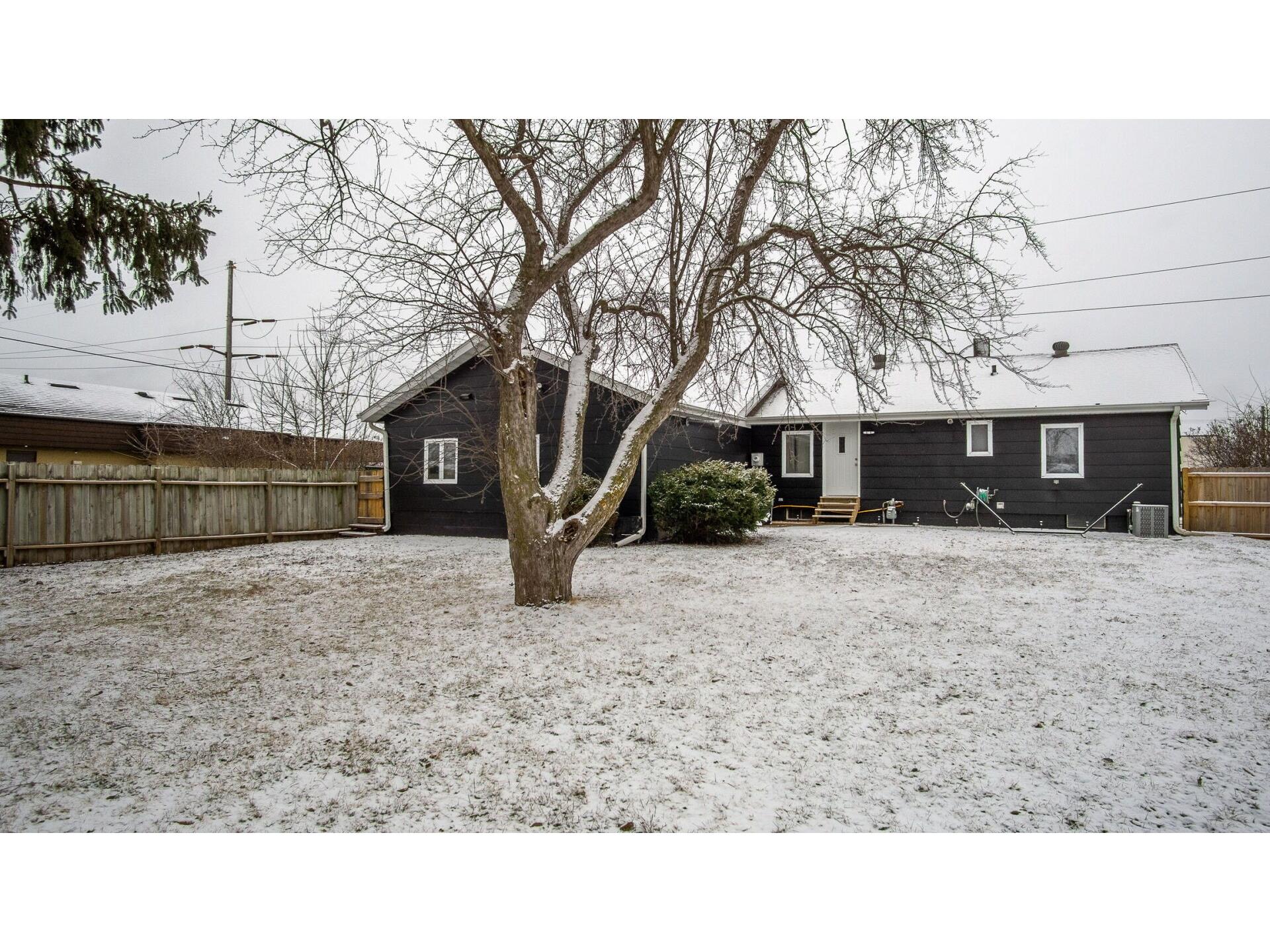 12 E South Avenue Chippewa Falls WI 54729 1598992 image5