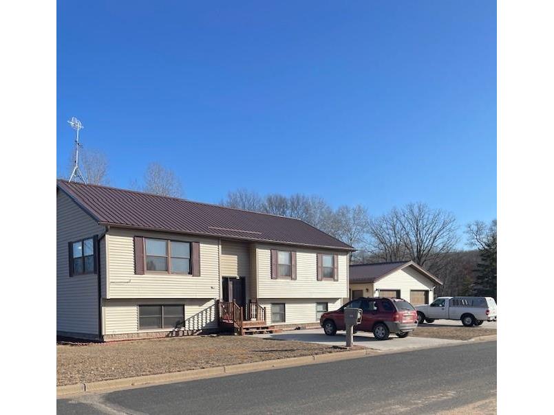 1200 Woodland Street Spooner WI 54801 1580192 image1