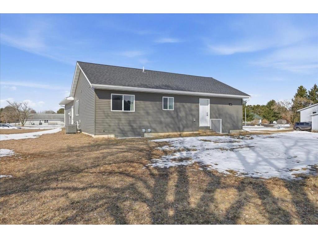 1201 Donald Street Boyceville WI 54725 1601198 image18