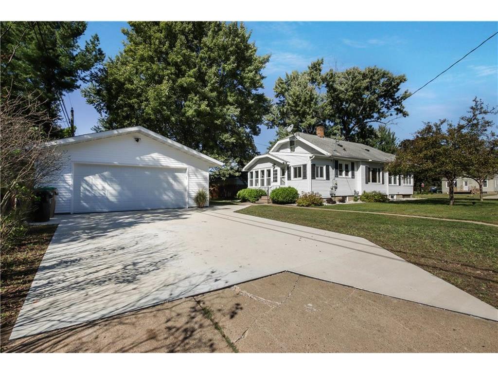 1201 Dover Street Chippewa Falls WI 54729 1585831 image1