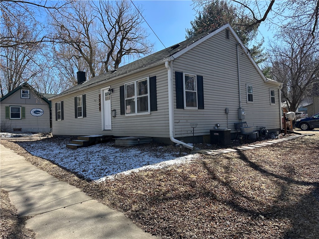 1202 14th Avenue E Menomonie WI 54751 1589762 image1