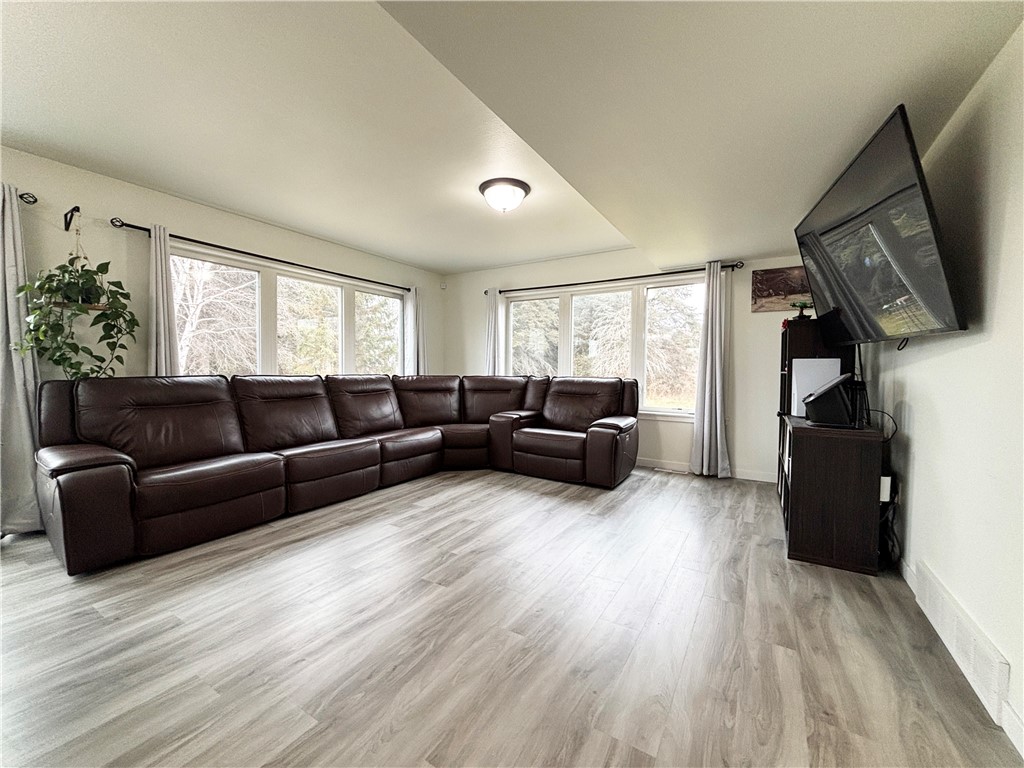 1202 Oakwood Drive Ladysmith WI 54848 1597026 image10