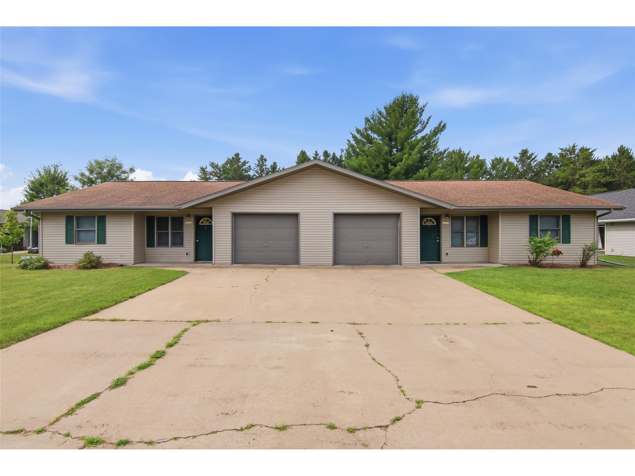 1203/1205 W Center Street Chetek WI 54728 1602718 image1