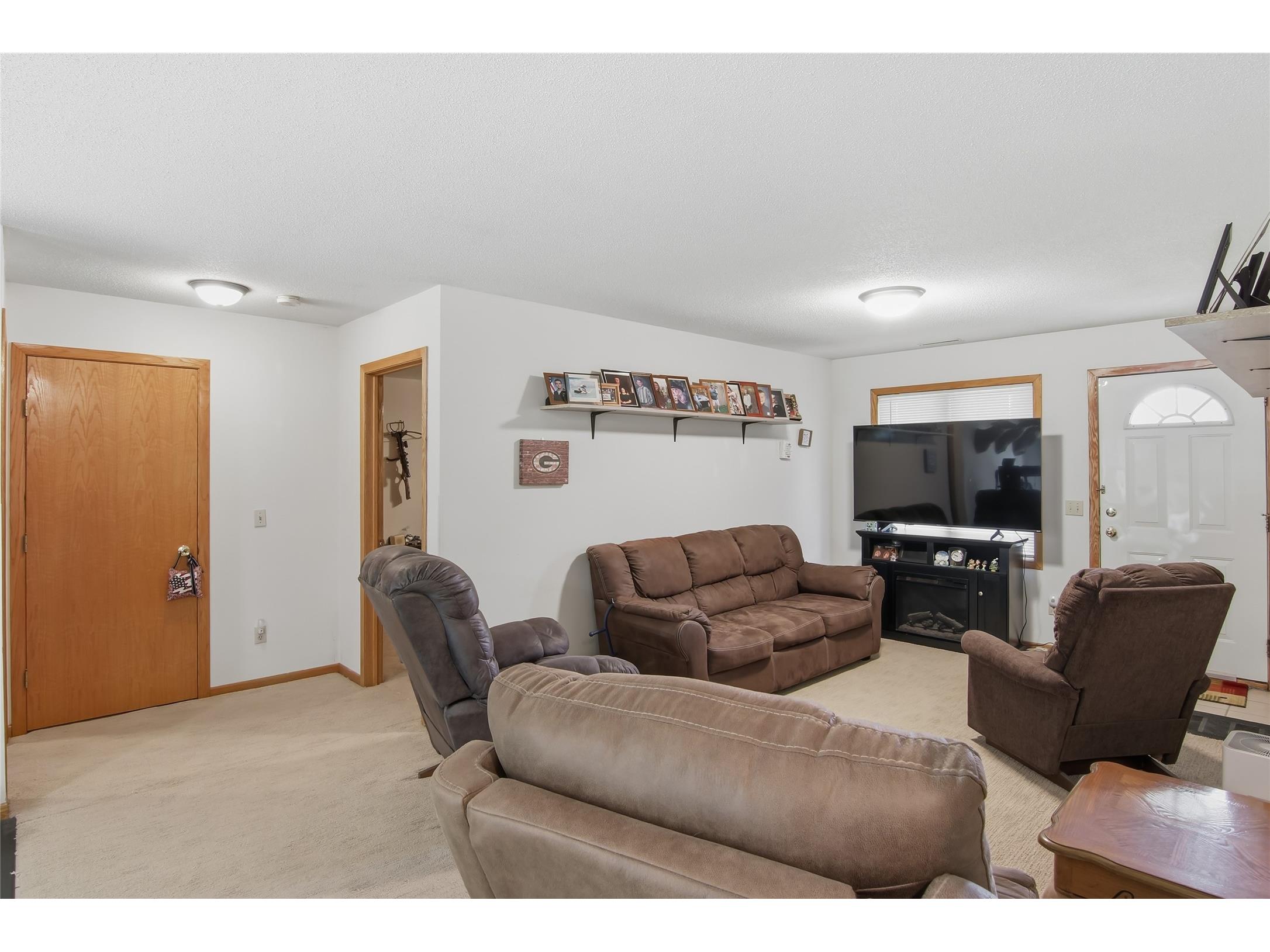 1203/1205 W Center Street Chetek WI 54728 1602718 image3