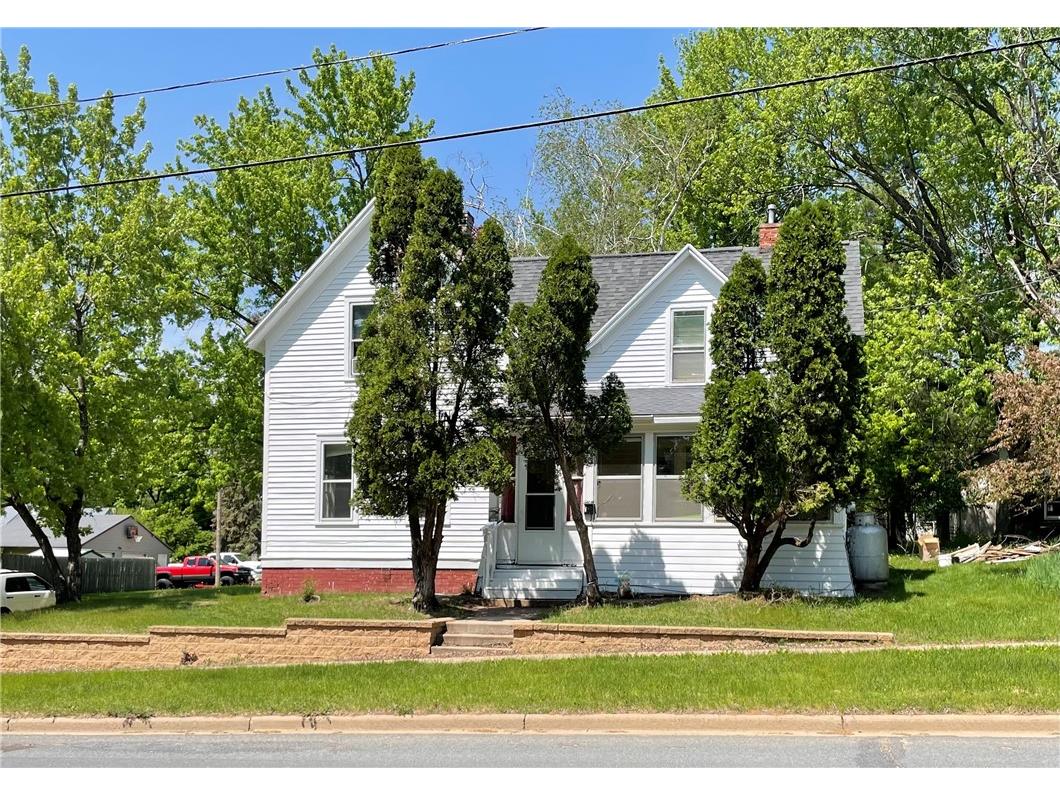 1203 14th Avenue E #1/2 Menomonie WI 54751 1595740 image1