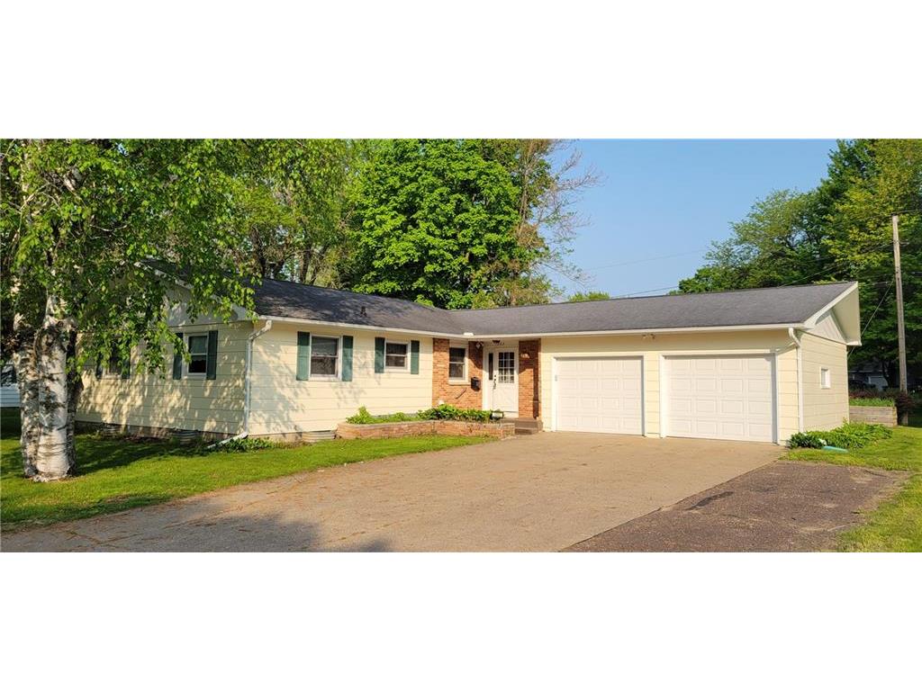 1203 Wilcox St Menomonie WI 54751 1573445 image1