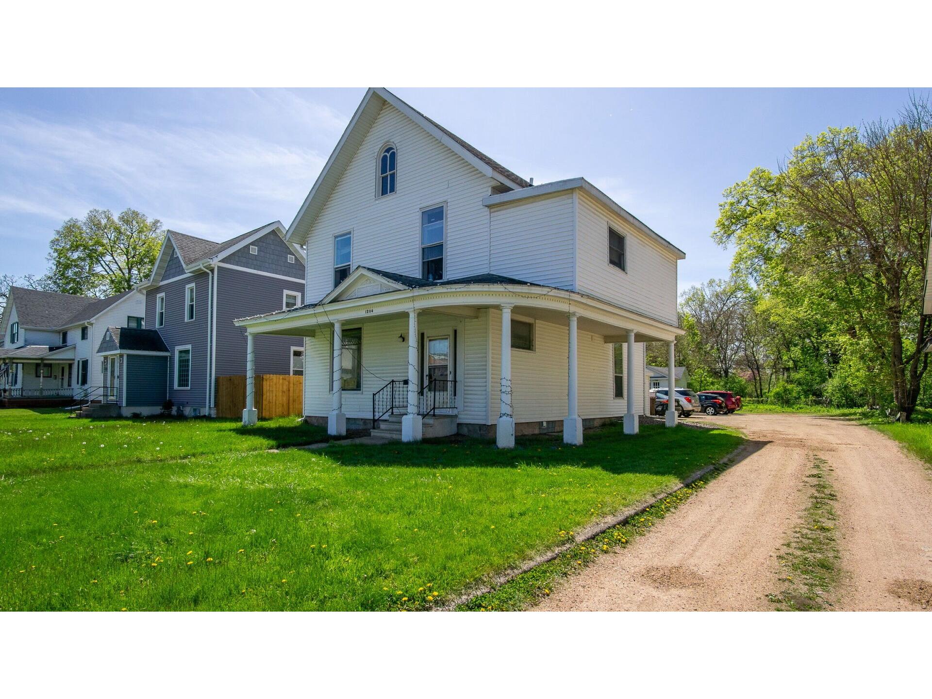 1204 State St #0 Eau Claire WI 54701 1601349 image3