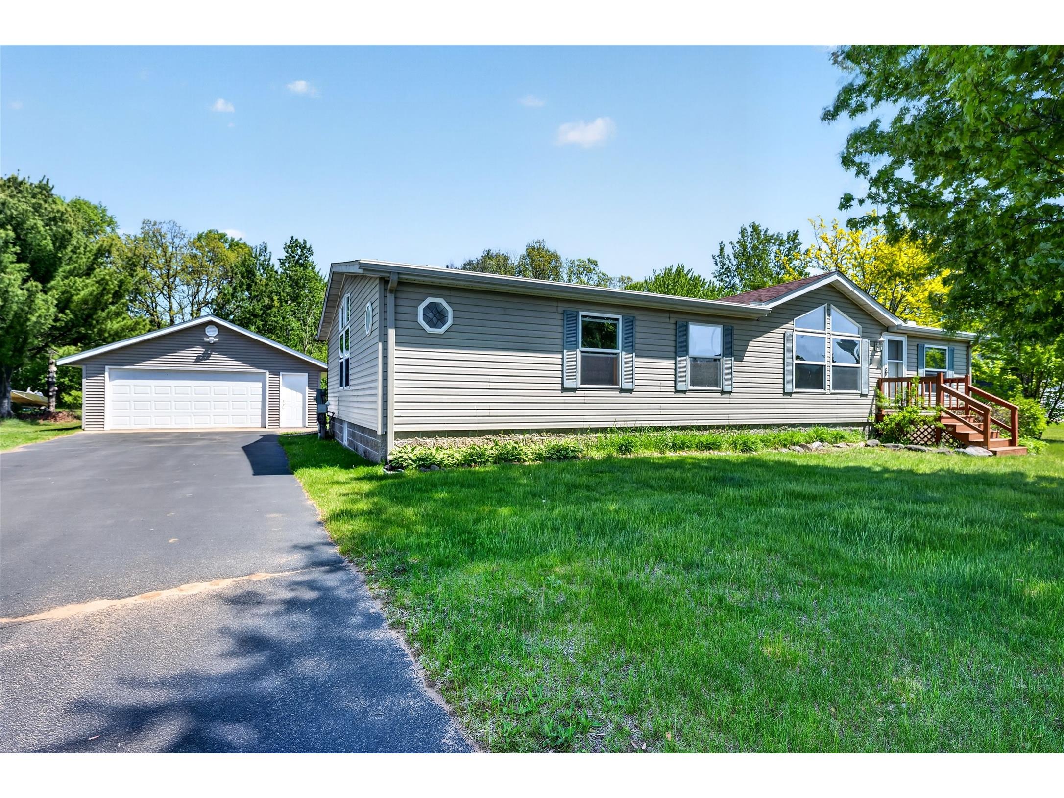 1204 Whitetail Street Spooner WI 54801 1601646 image1