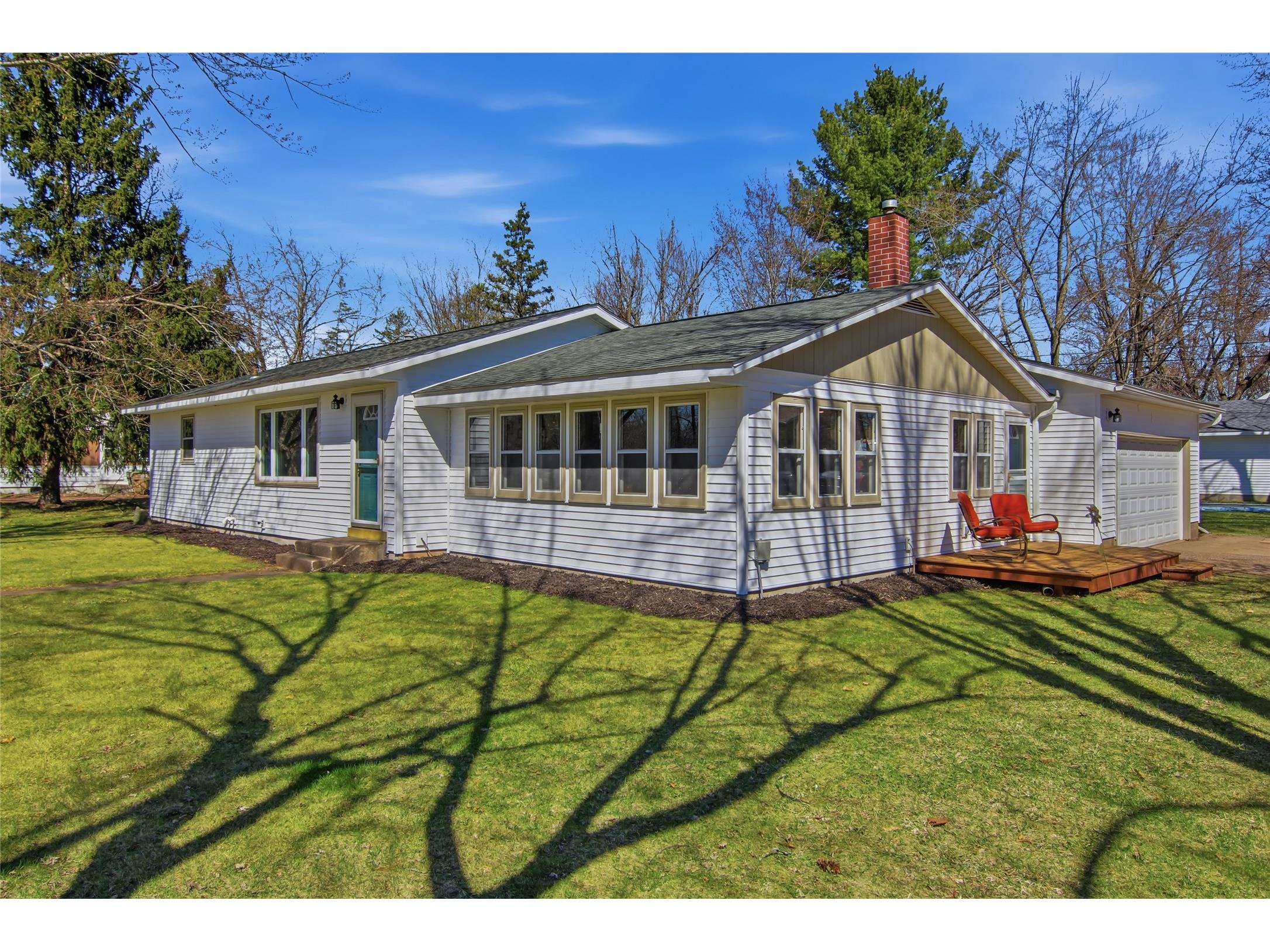 1206 W Willow Street Chippewa Falls WI 54729 1600129 image1