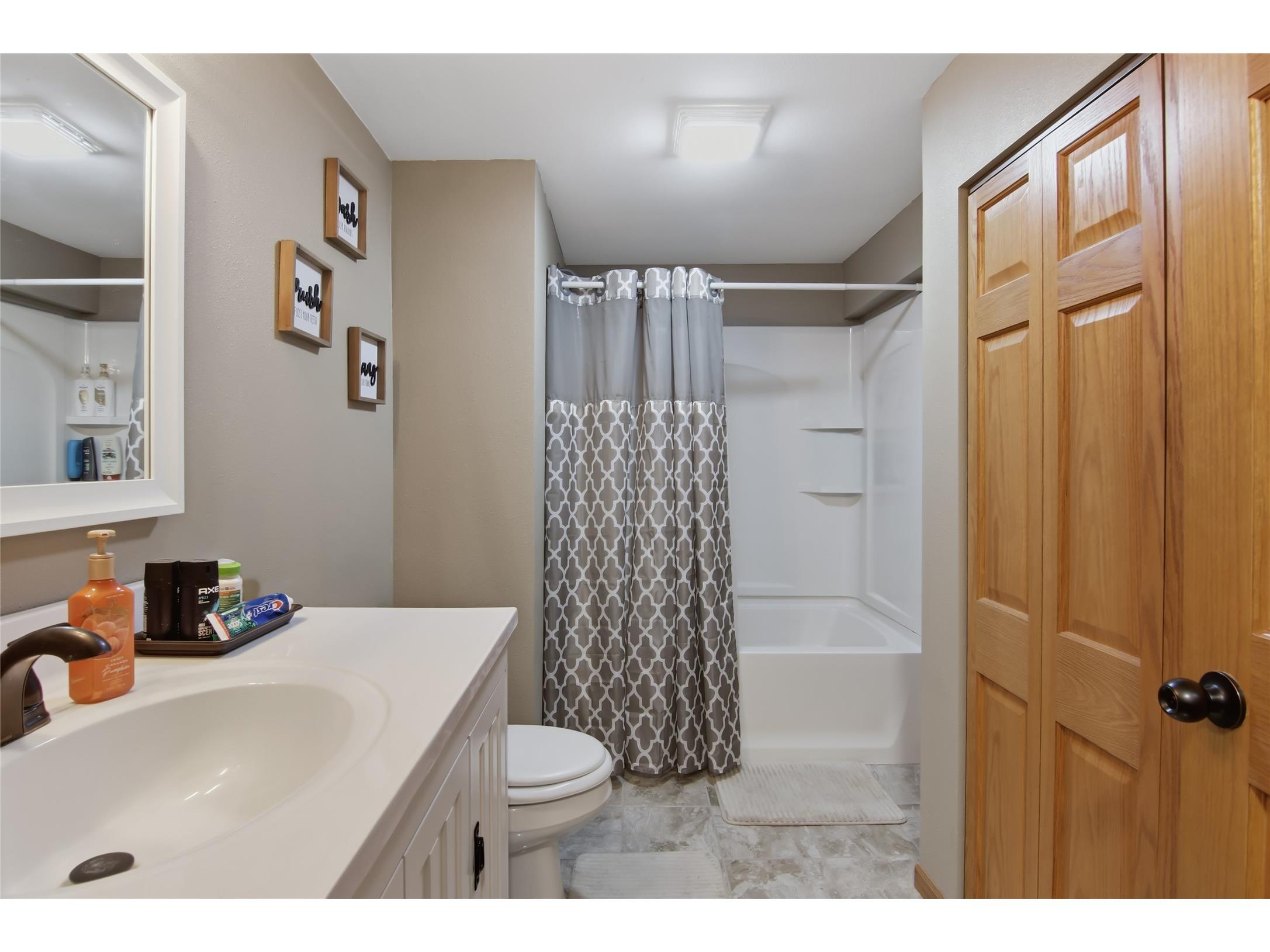 1206 W Willow Street Chippewa Falls WI 54729 1600129 image17