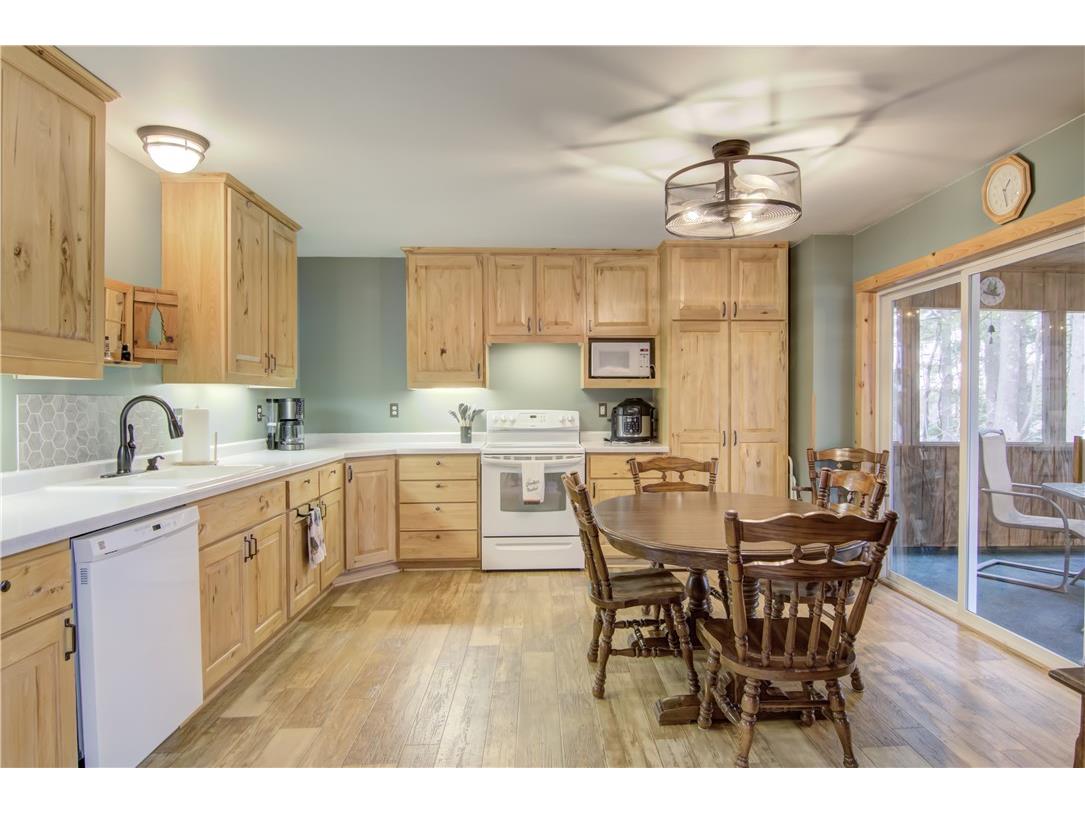 1208 22nd Street Cameron WI 54822 - Prairie 1598187 image5