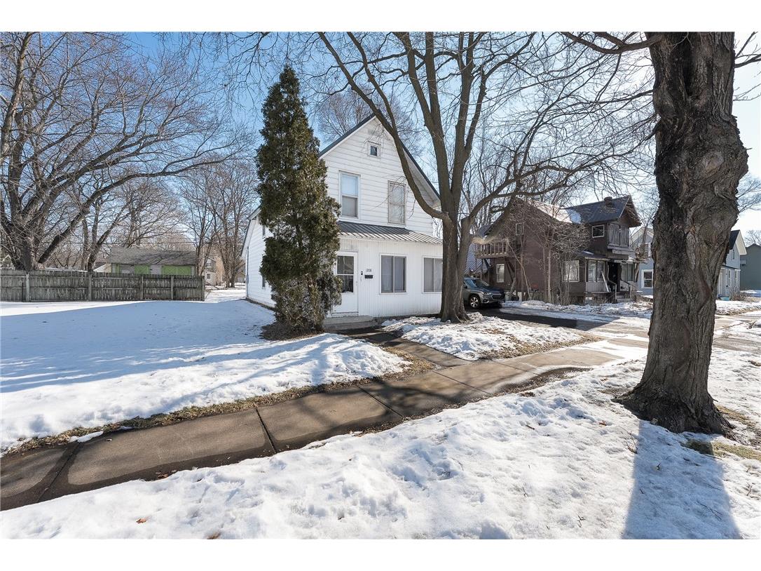 1208 7th Street E #1 Menomonie WI 54751 1598444 image2