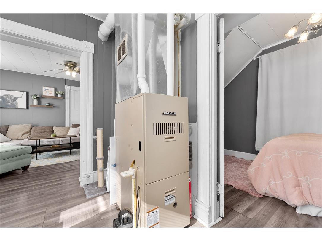 1208 7th Street E Menomonie WI 54751 1598417 image11