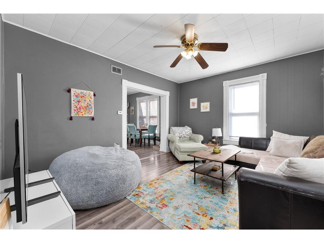 1208 7th Street E Menomonie WI 54751 1598417 image5