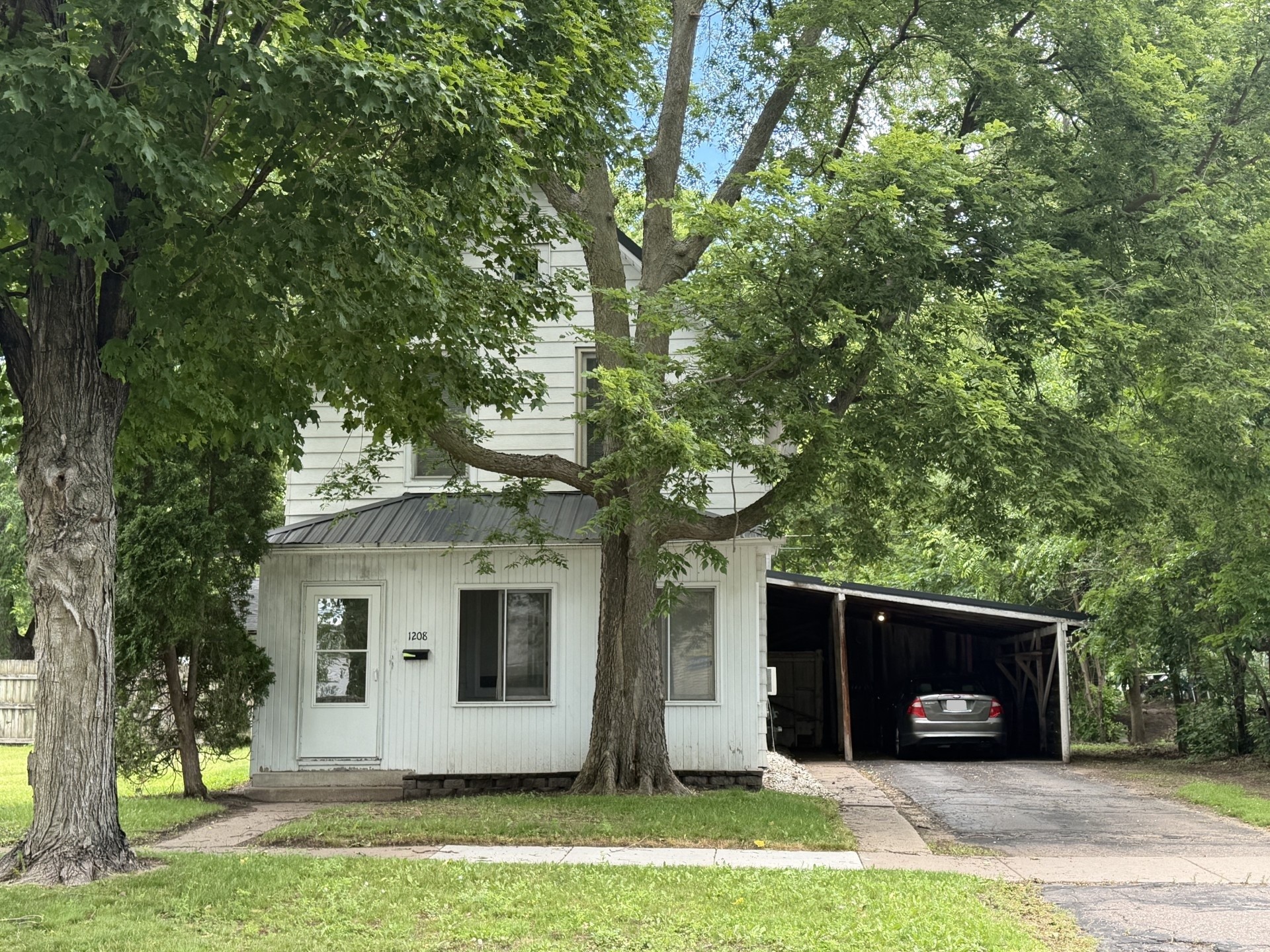 1208 7th Street E Menomonie WI 54751 1602385 image1