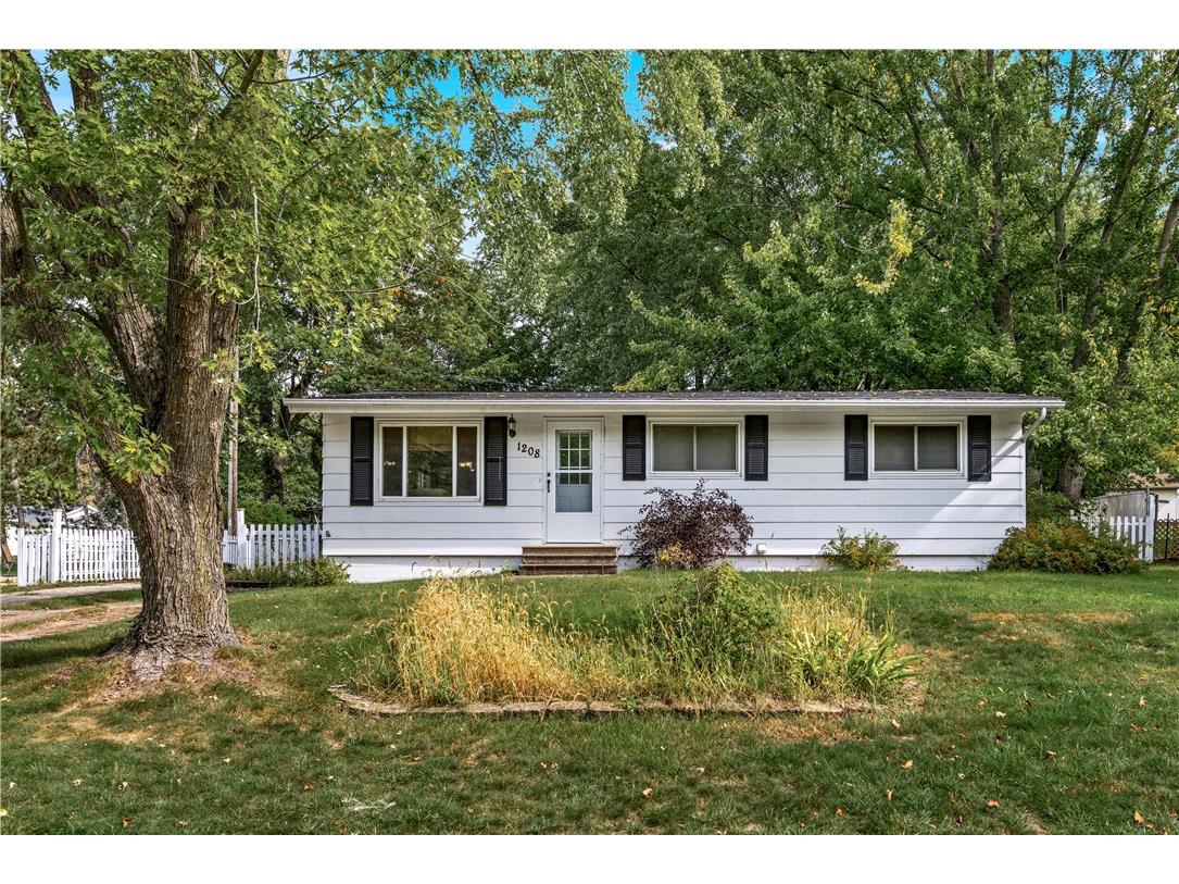 1208 E Laneville Avenue Durand WI 54736 1596118 image1