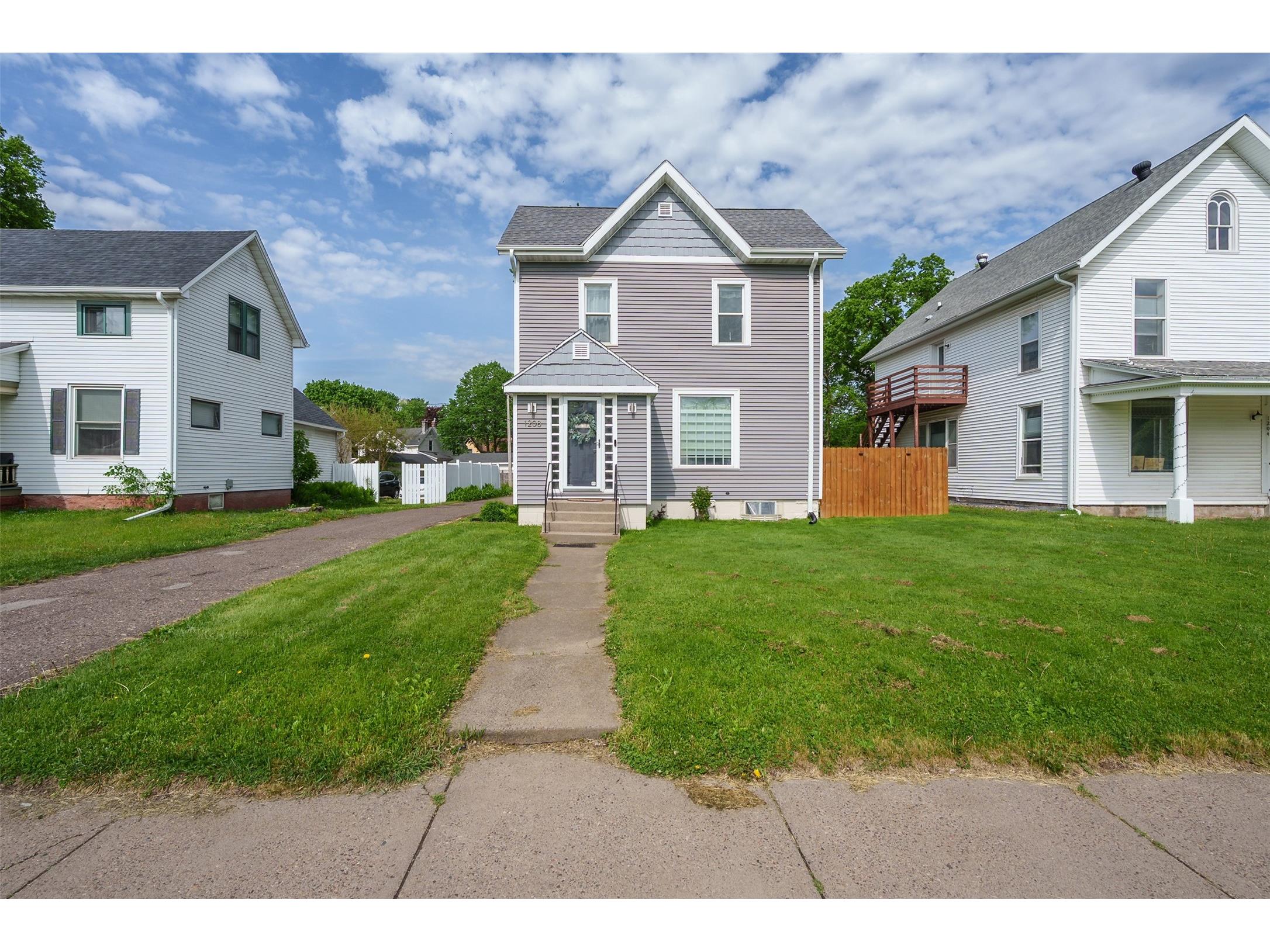 1208 State Street Eau Claire WI 54701 1601307 image4