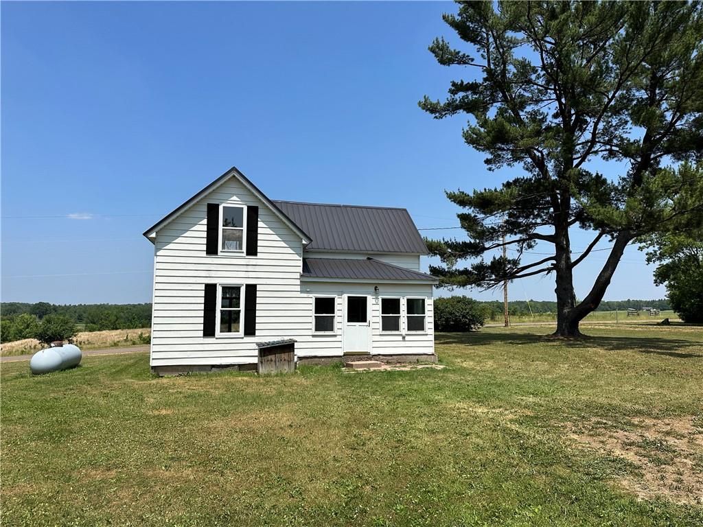 121 4 1/2 Avenue Clayton WI 54004 1574439 image1