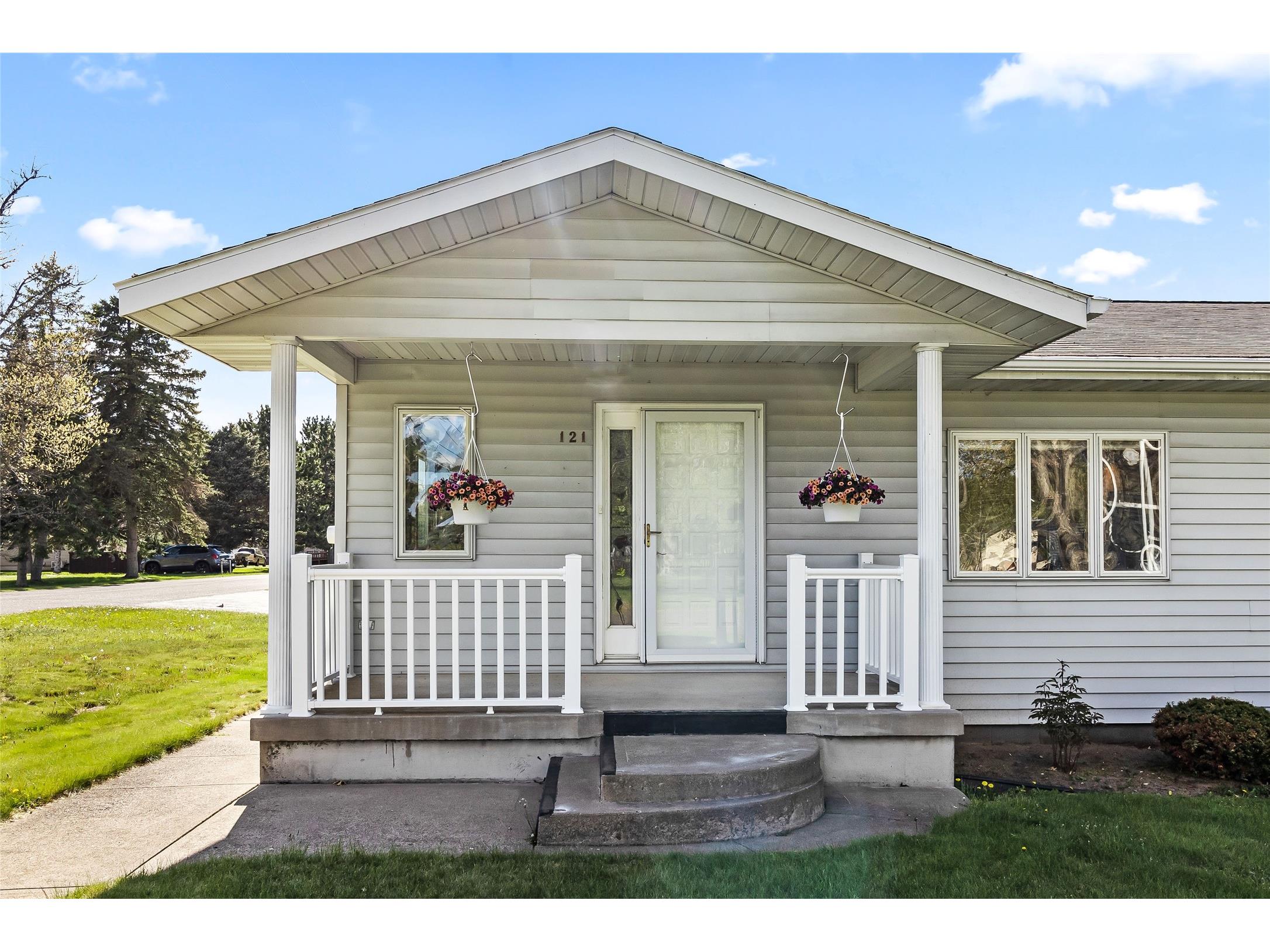 121 Brayton Street Chetek WI 54728 1601201 image1