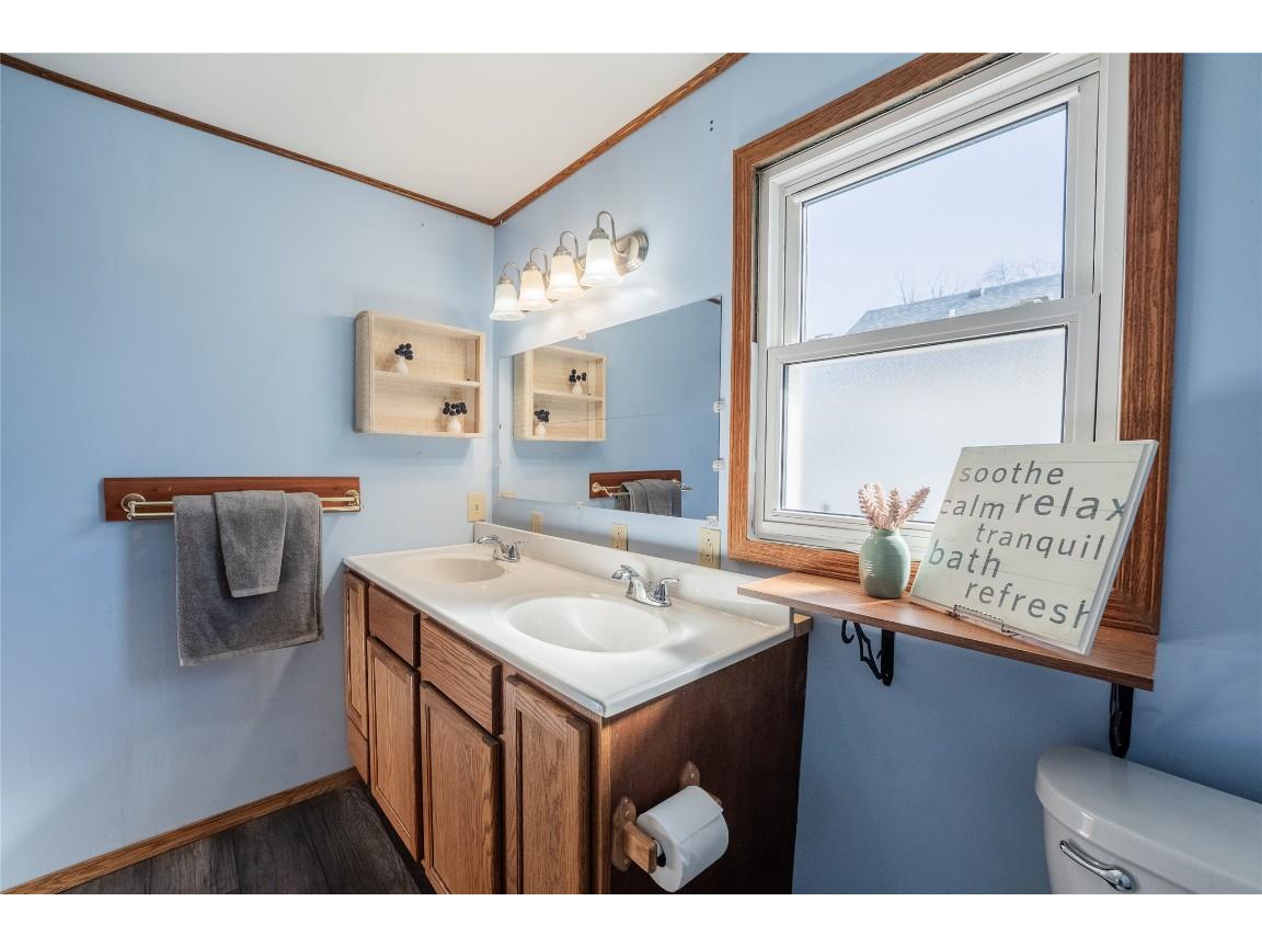 121 W Oak Street Stanley WI 54768 1599346 image15