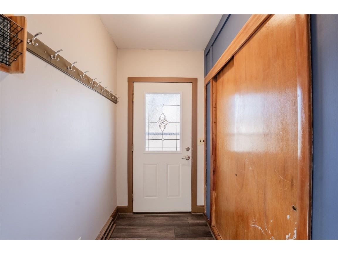 121 W Oak Street Stanley WI 54768 1599346 image3