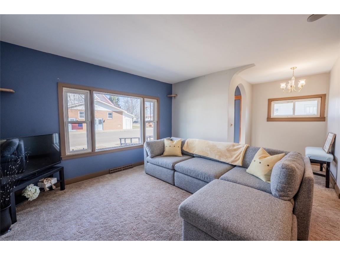 121 W Oak Street Stanley WI 54768 1599346 image6