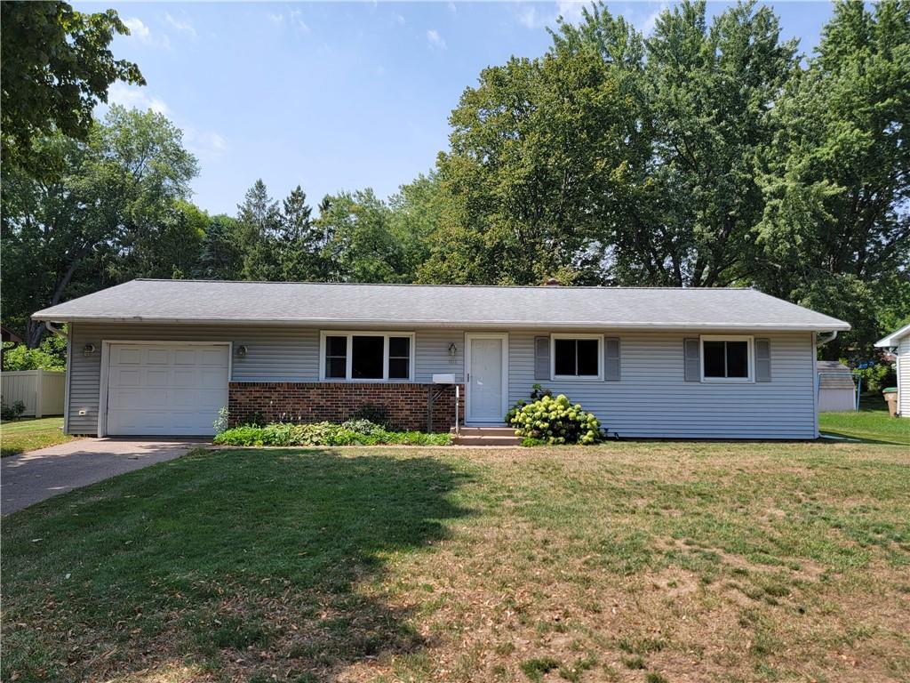 1212 Perry Street Chippewa Falls WI 54729 1575758 image1