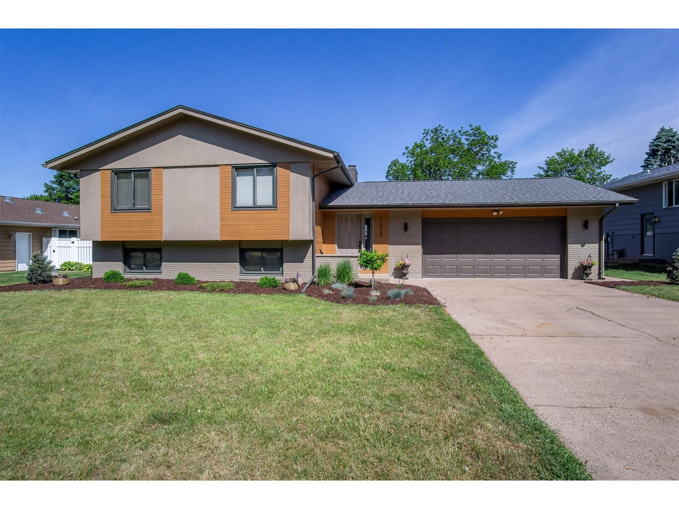 1212 Webster Avenue Eau Claire WI 54701 1601752 image2