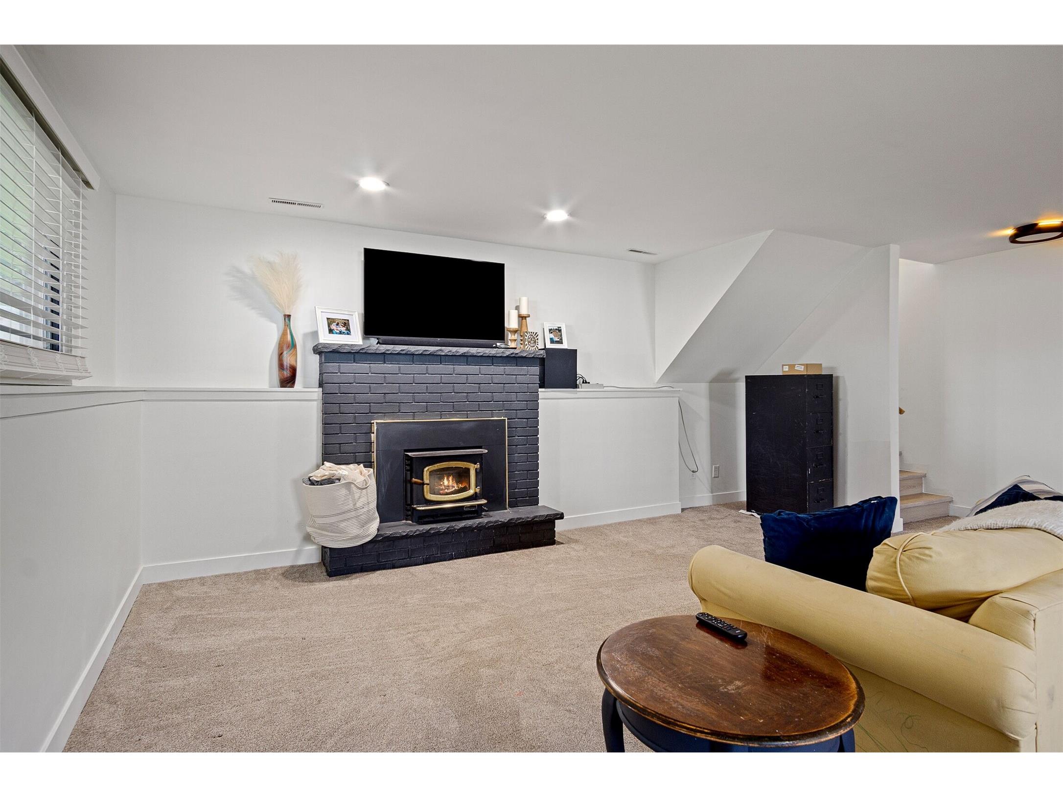 1212 Webster Avenue Eau Claire WI 54701 1601752 image25