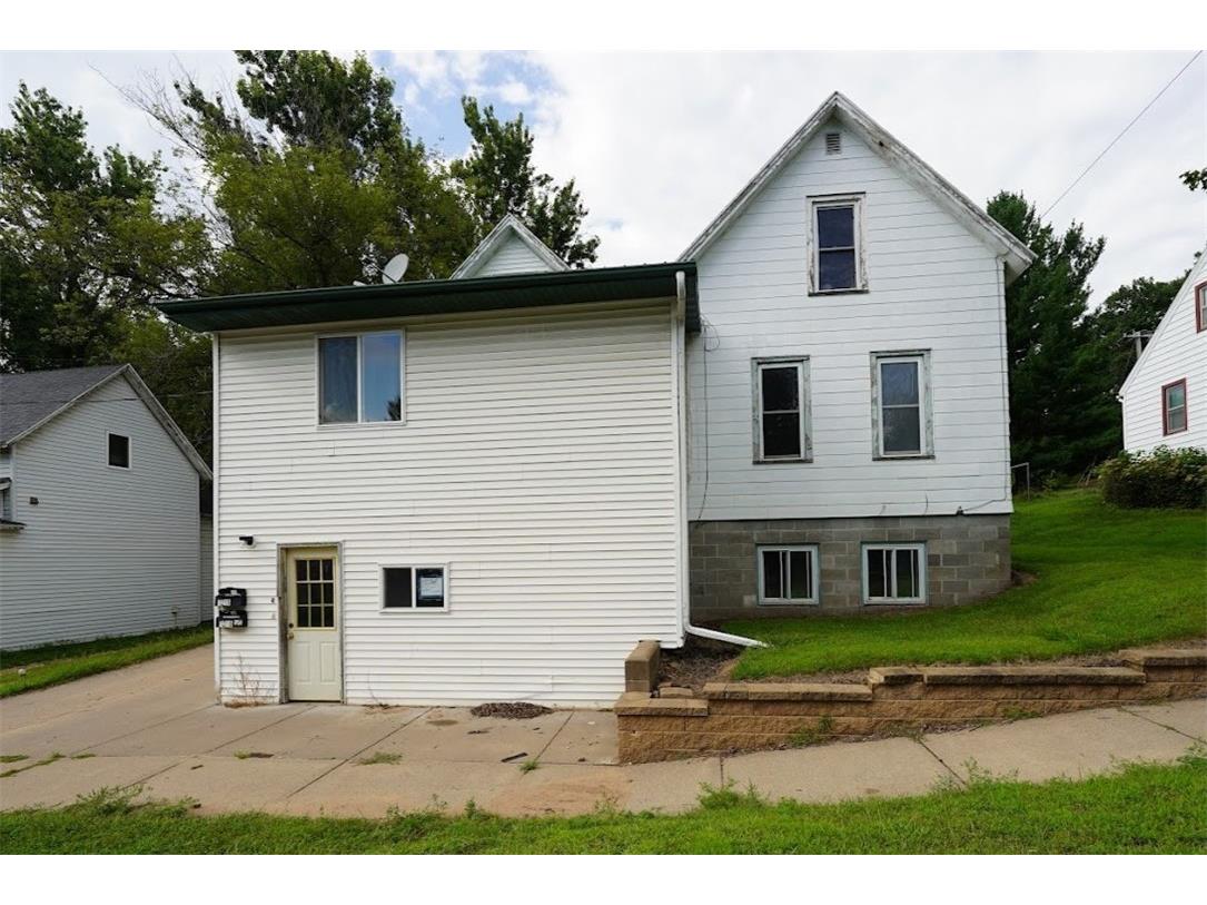 1215 14th Avenue E #1&2 Menomonie WI 54751 1593802 image1