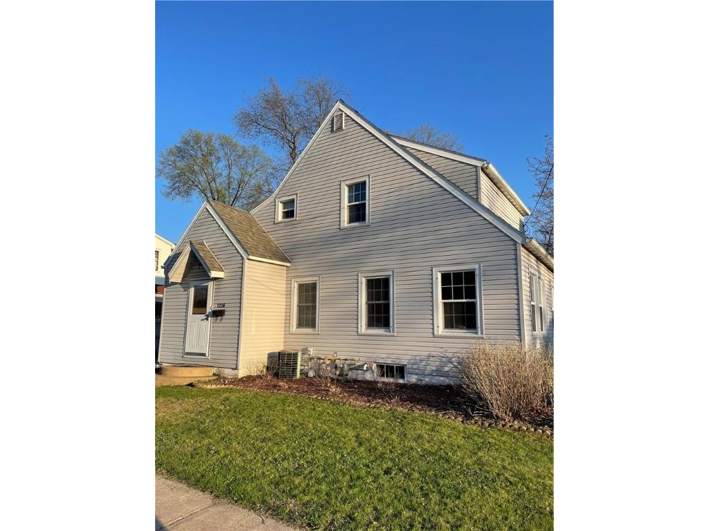 1216 4th Avenue E Menomonie WI 54751 1590285 image1