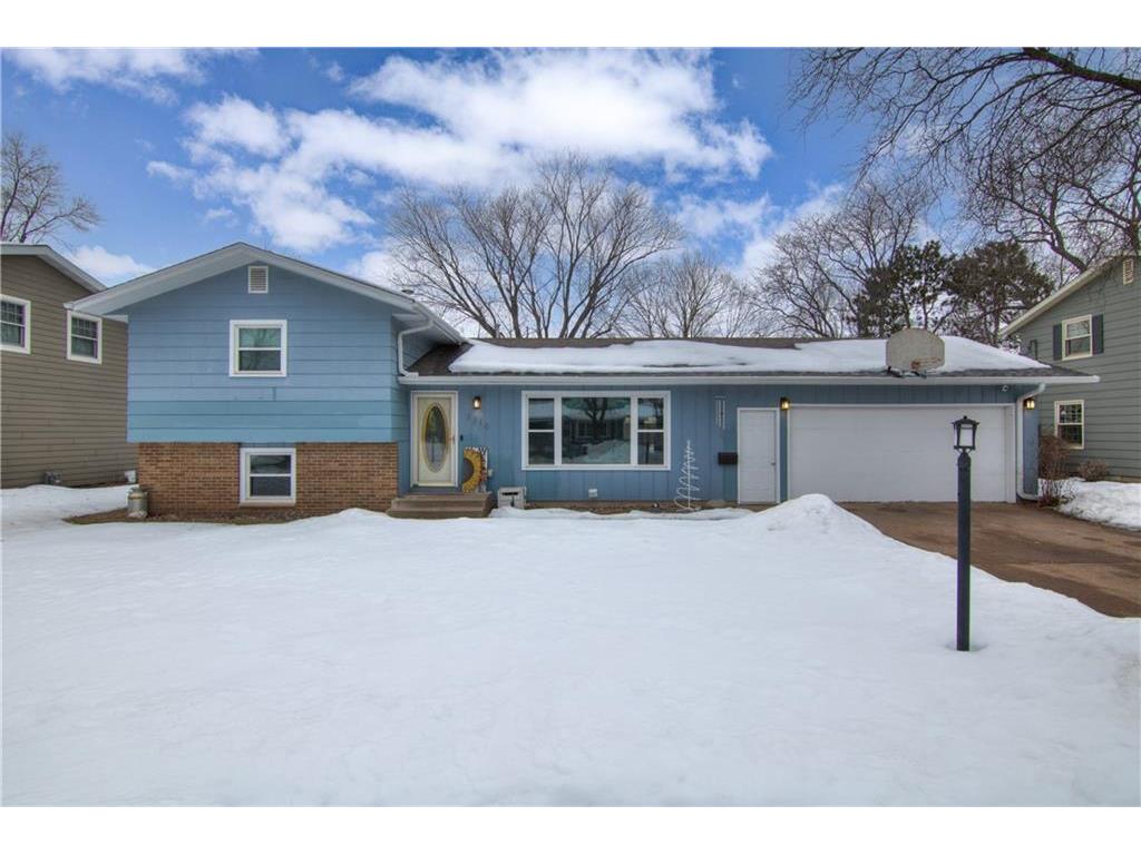 1216 Bradley Avenue, Eau Claire, WI, 54701 MLS 1571050 Edina Realty