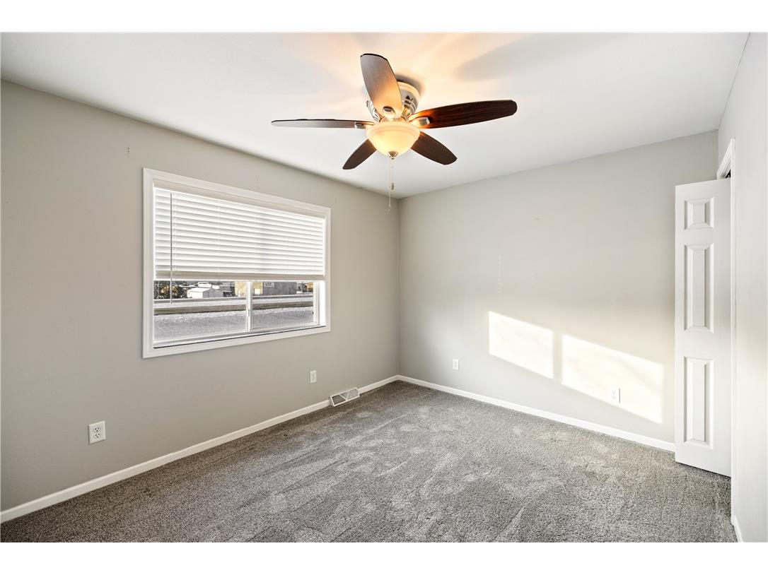 1217 Boulevard Place Eau Claire WI 54703 1597379 image9