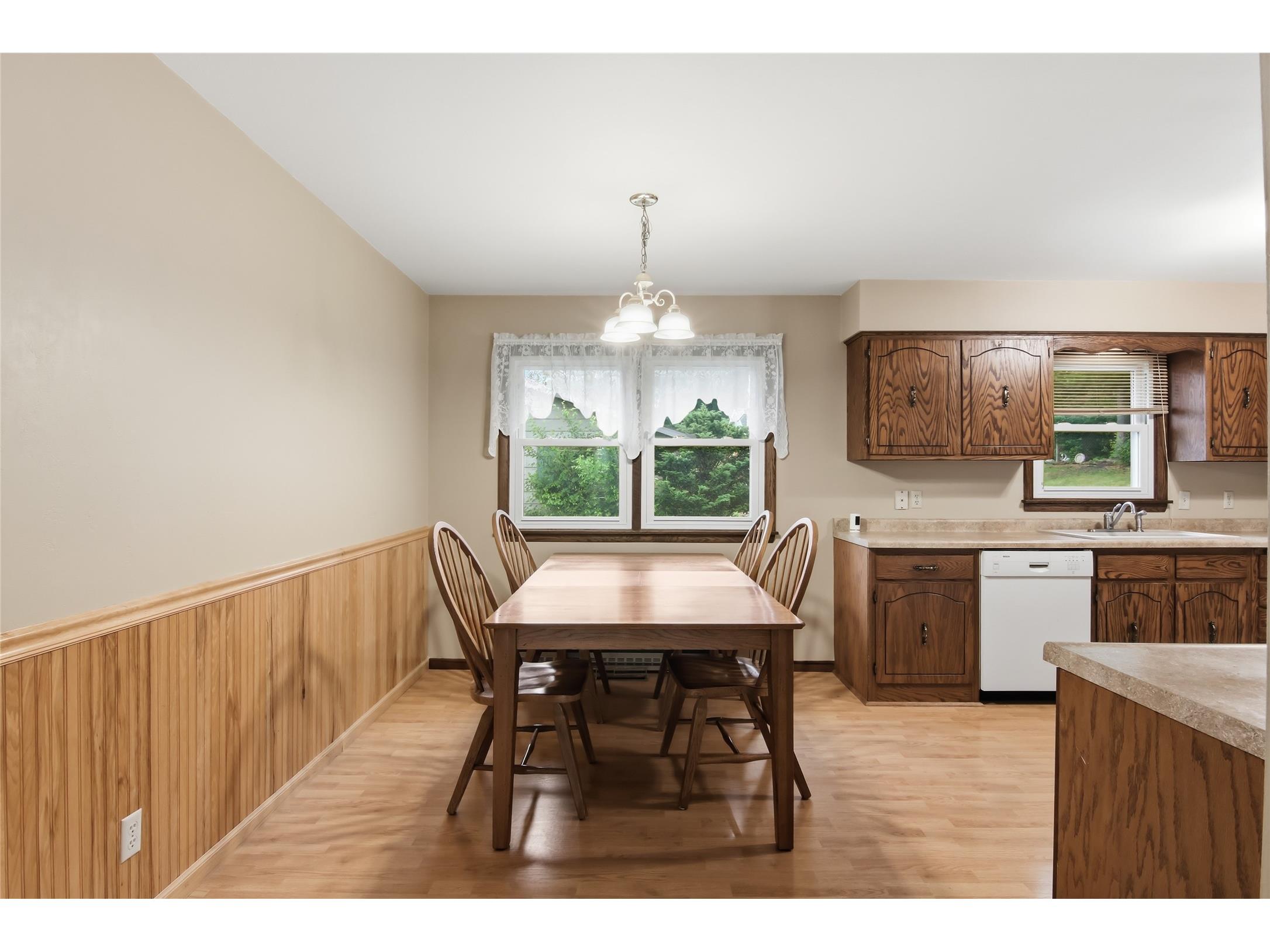 1218 Raedel Road Eau Claire WI 54703 1602034 image13