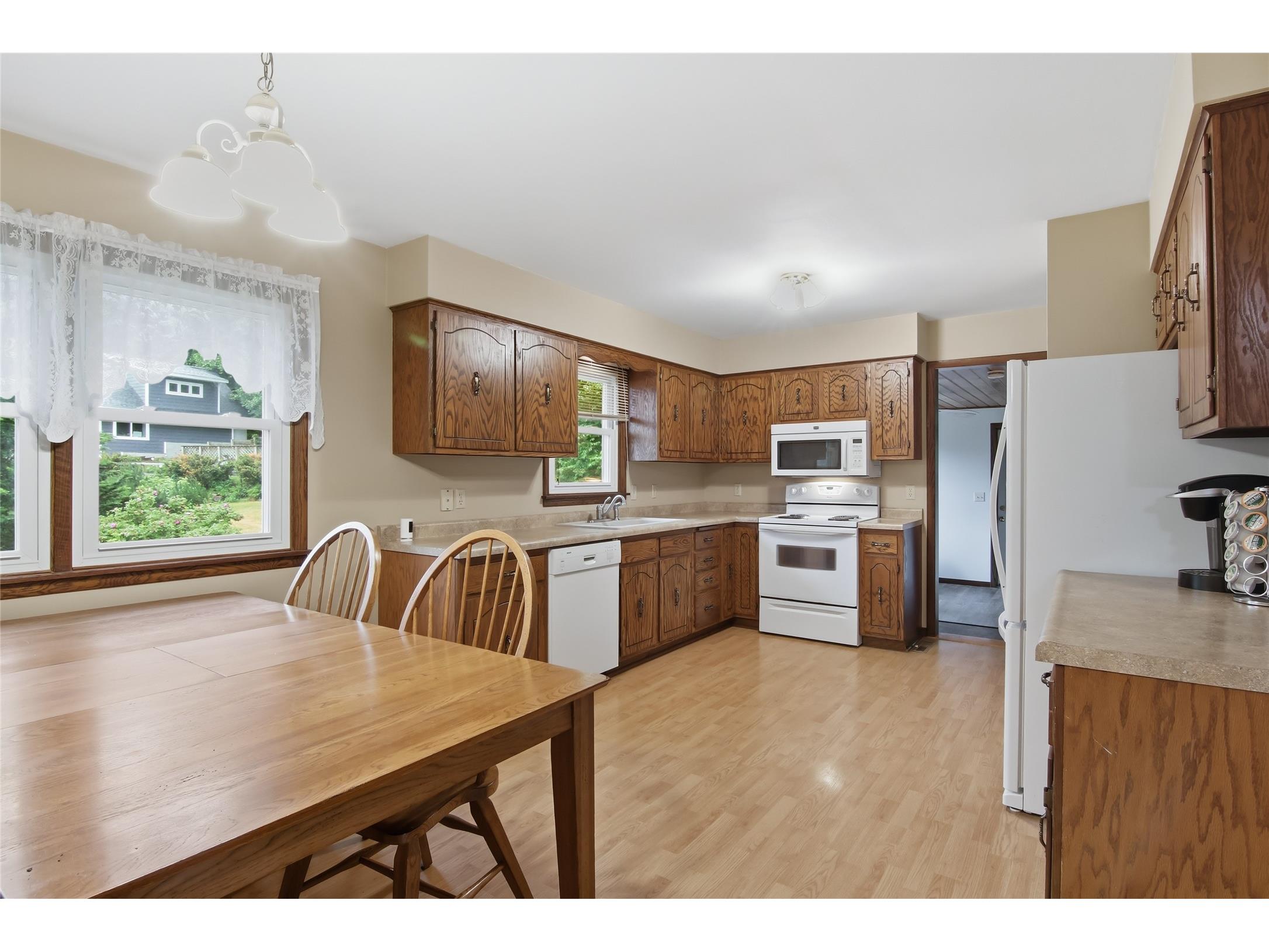 1218 Raedel Road Eau Claire WI 54703 1602034 image14