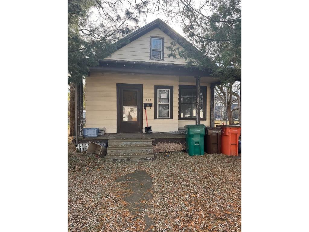 1219 & 1223 Garfield Avenue #2 Altoona WI 54720 1597816 image1