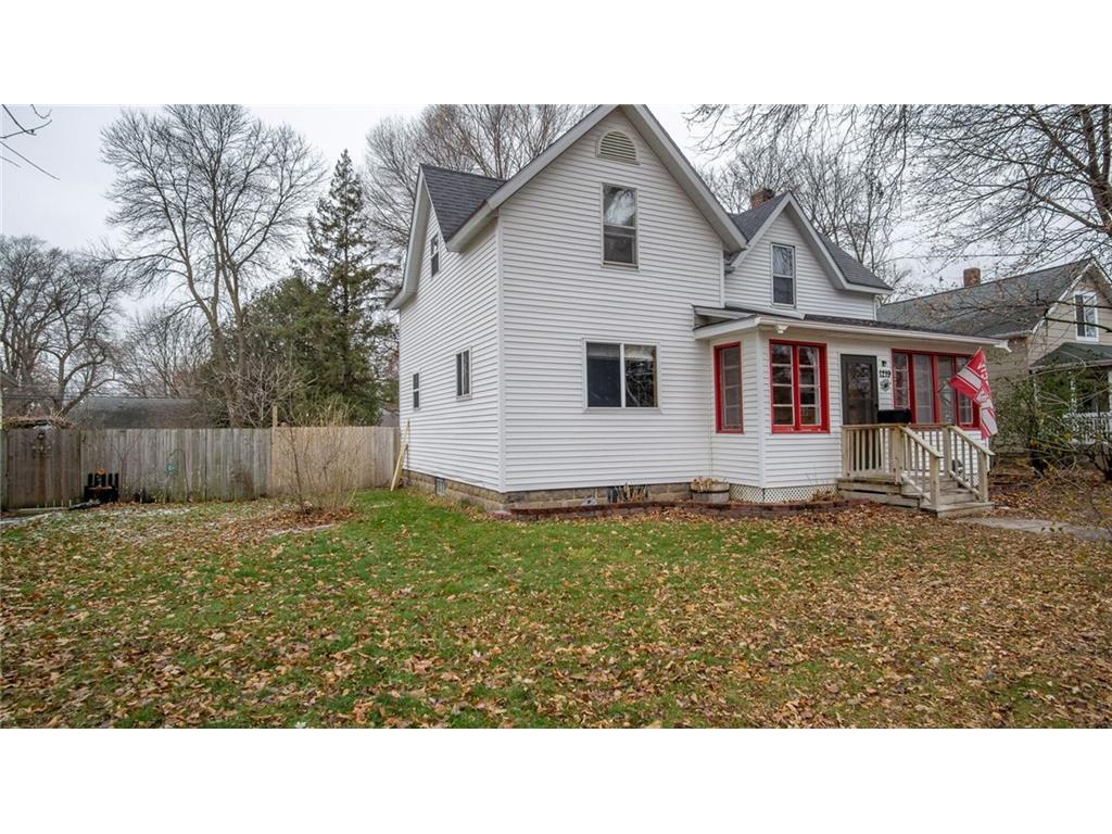 1219 Wilson Street Menomonie WI 54751 1578575 image1