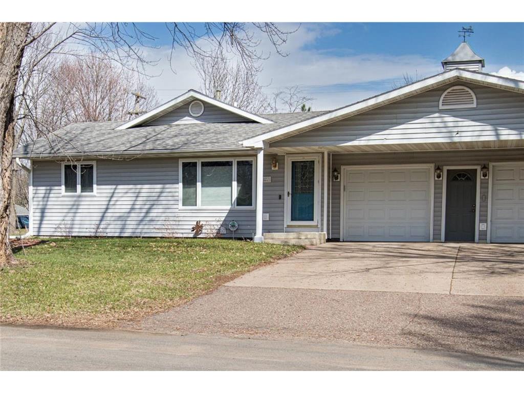 122 18th Street N Menomonie WI 54751 1580047 image1