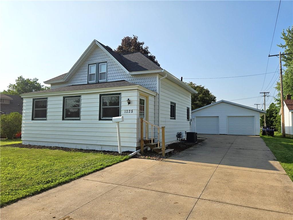 1225 E Lasalle Avenue Barron WI 54812 1593517 image1