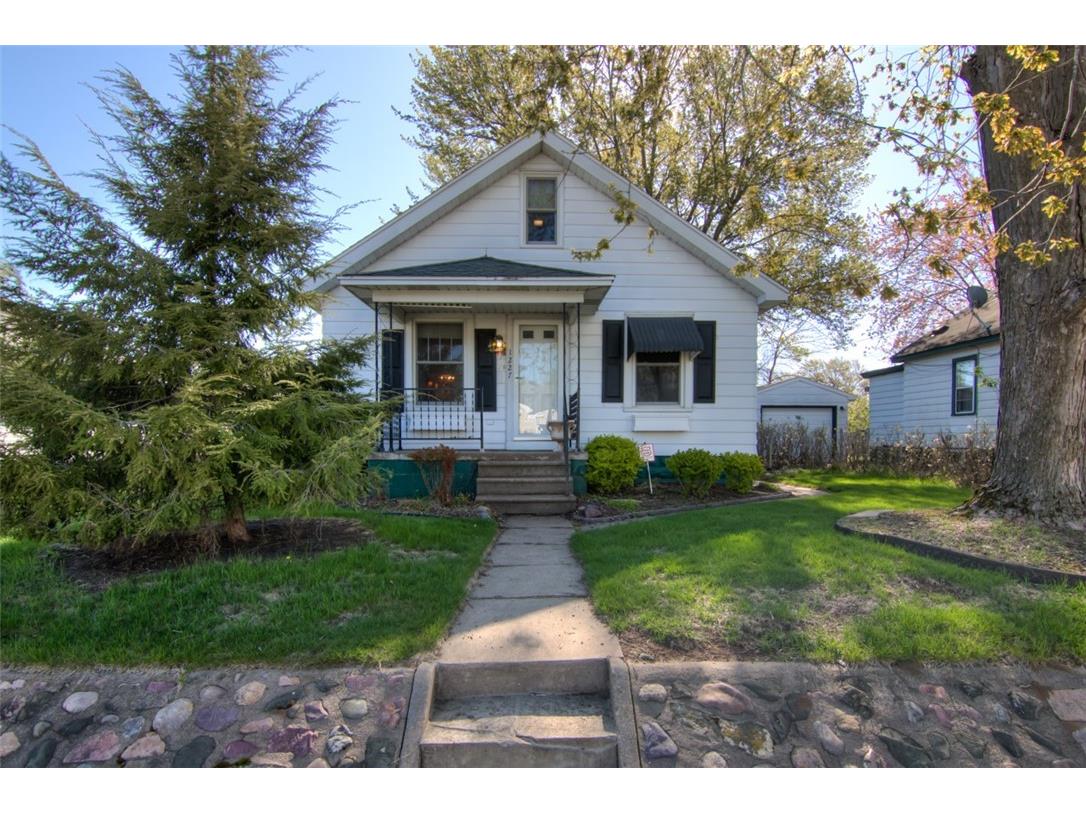 1227 Barron Street Eau Claire WI 54703 1591357 image1