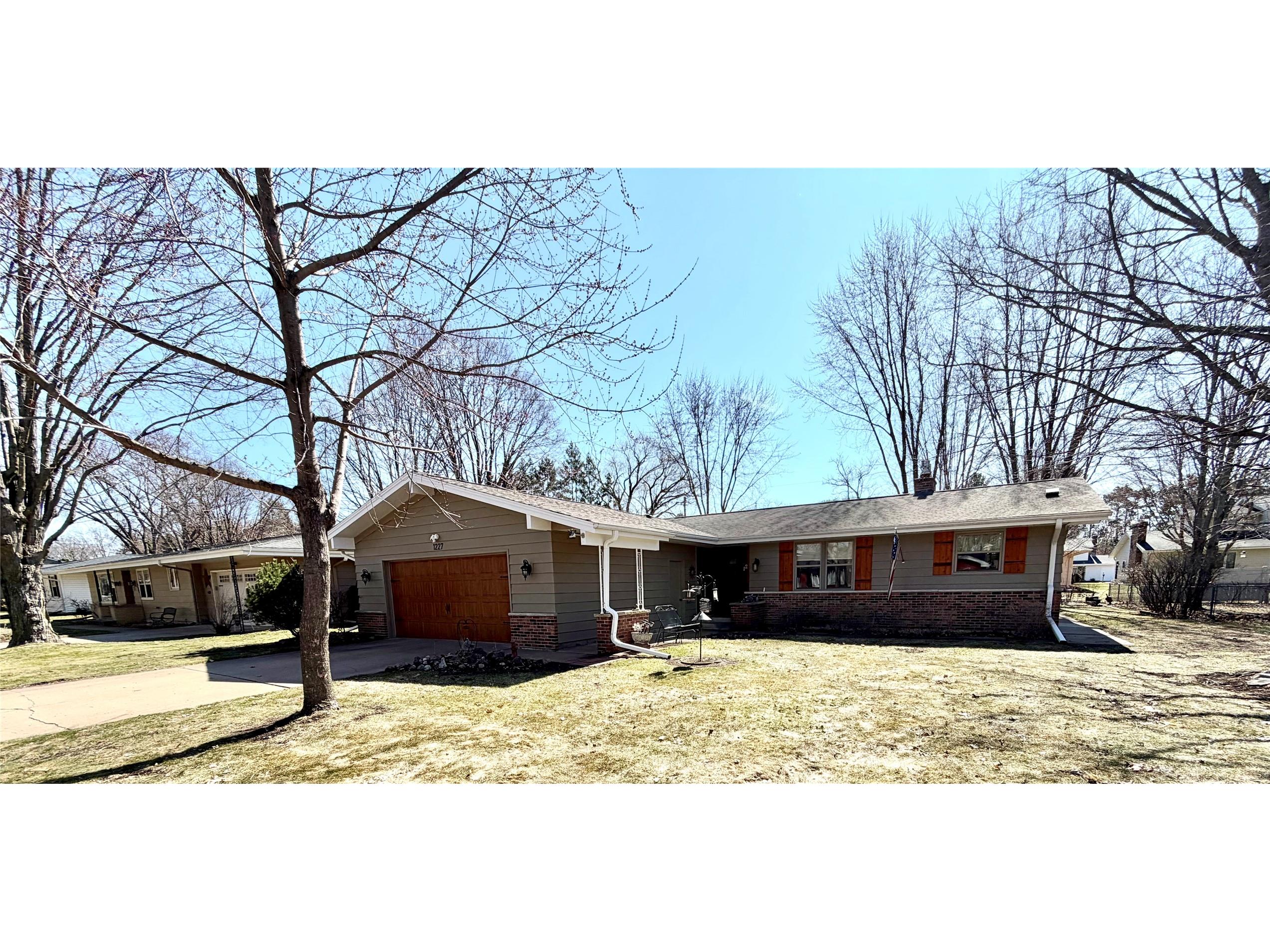 1227 Bradley Avenue Eau Claire WI 54701 1599735 image1