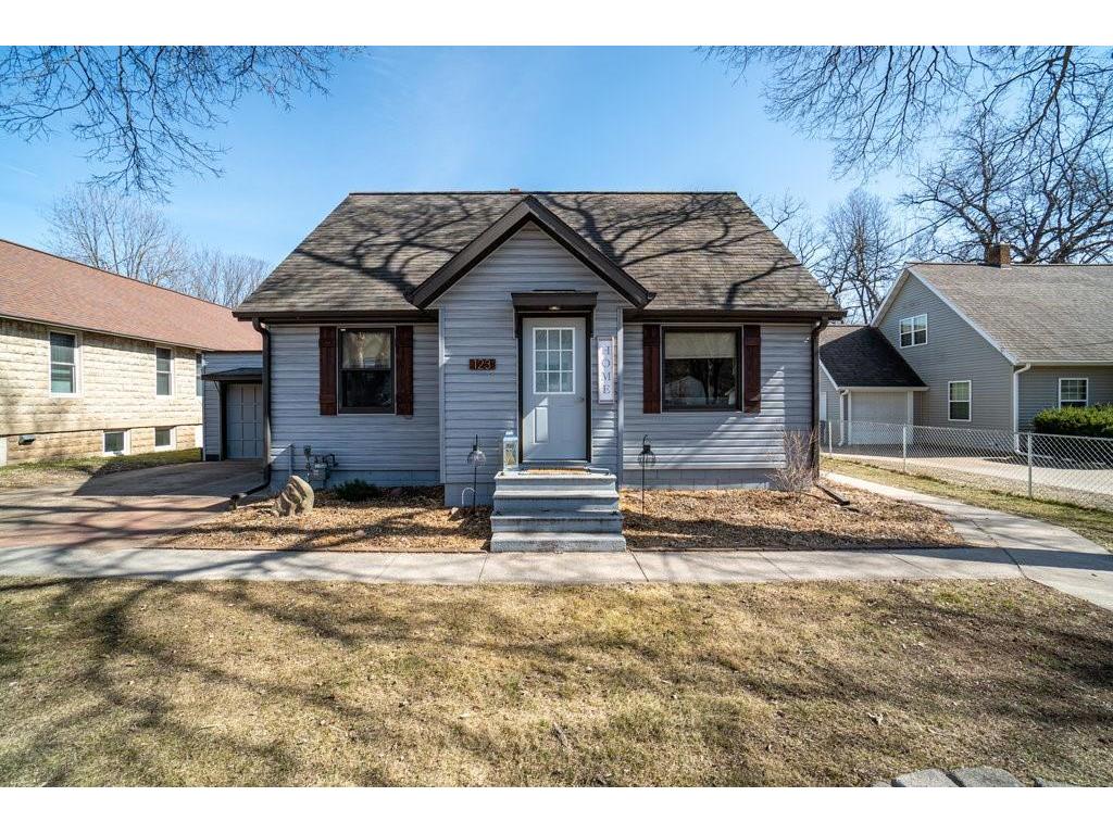 123 Illinois Street, Eau Claire, WI, 54701 MLS 1580319 Edina Realty