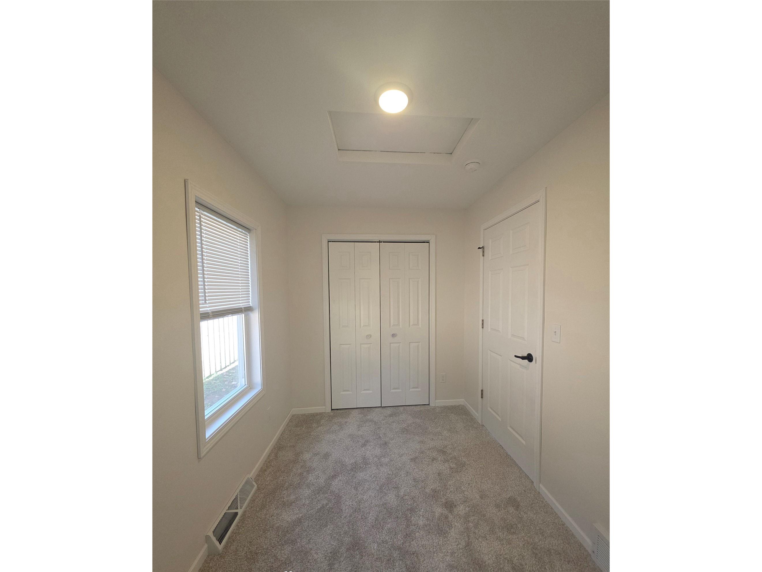 1237 East Avenue S La Crosse WI 54601 1600261 image12