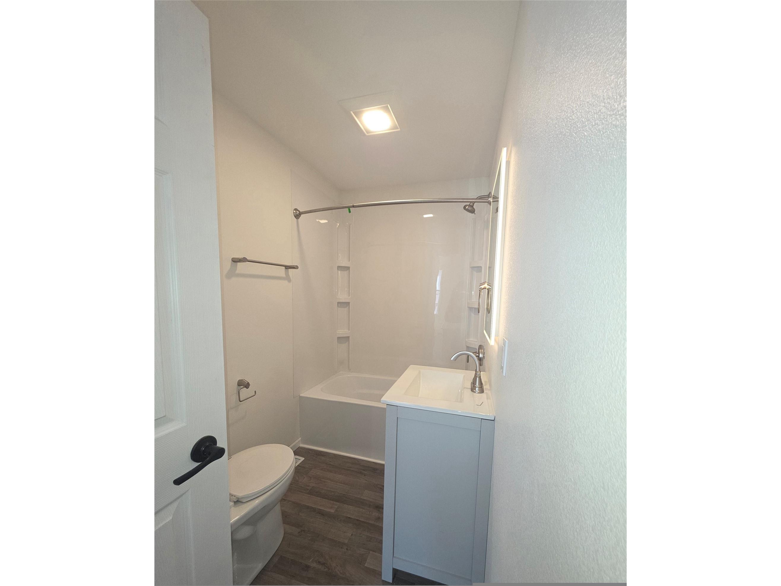 1237 East Avenue S La Crosse WI 54601 1600261 image13