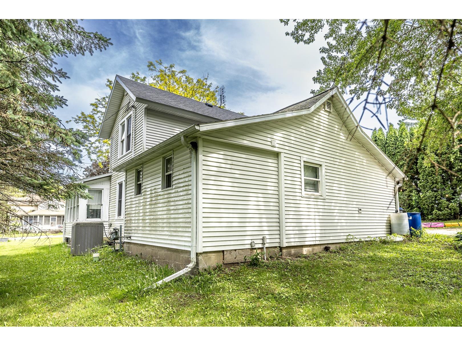 124 S Park Street Alma Center WI 54611 1601641 image16