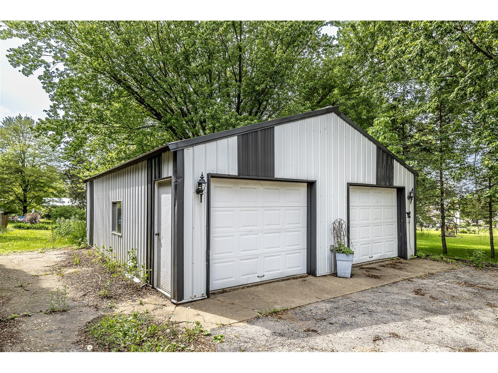 124 S Park Street Alma Center WI 54611 1601641 image3
