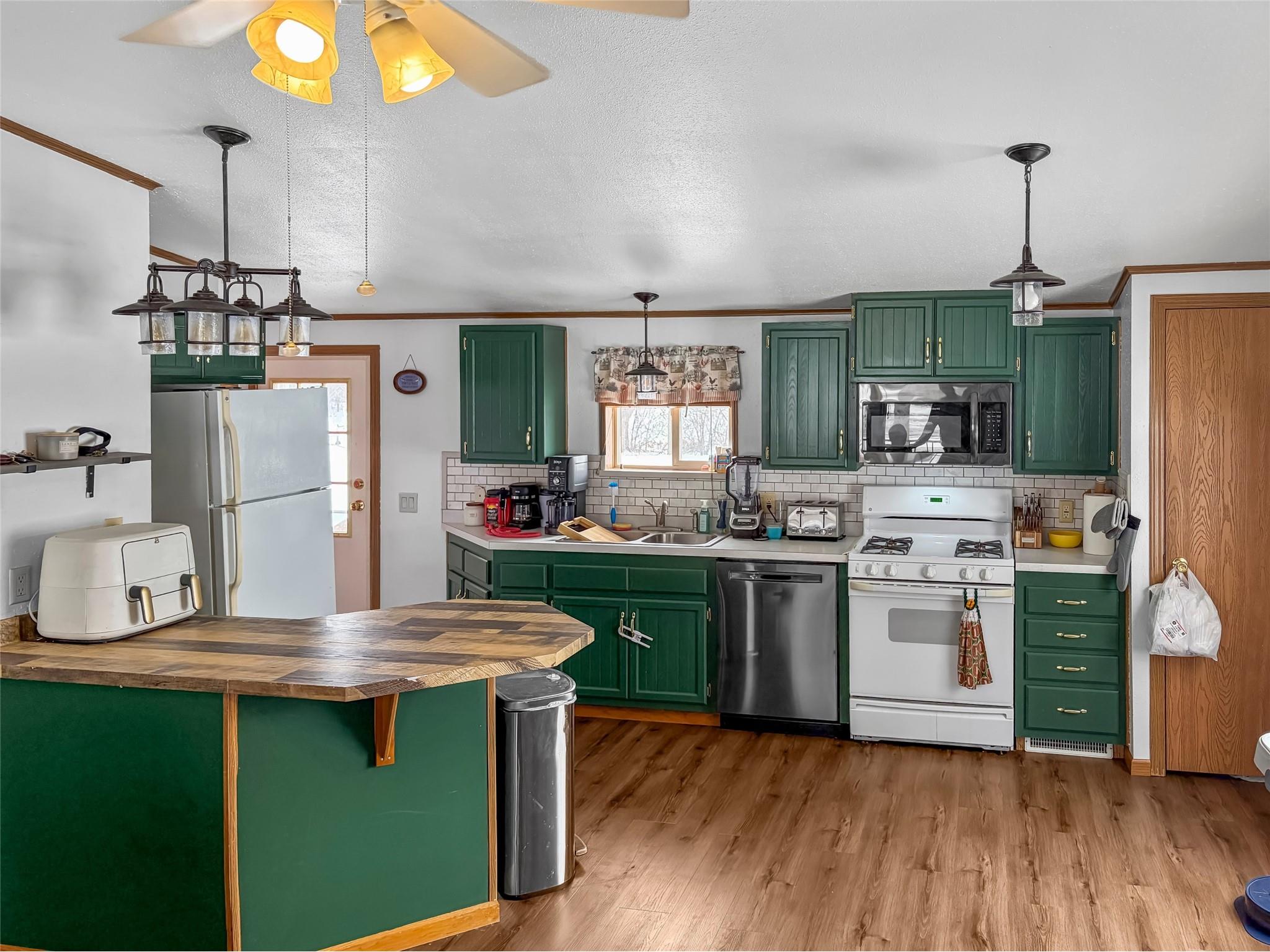 124 W 8th Avenue Stanley WI 54768 - Chapman 1599168 image9