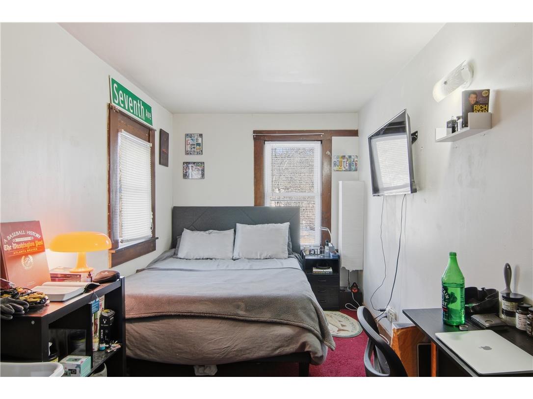 1245 S Farwell Street Eau Claire WI 54701 1597991 image12