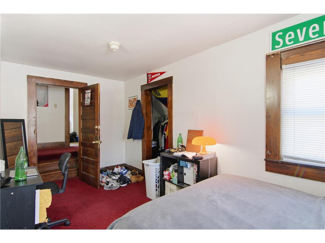 1245 S Farwell Street Eau Claire WI 54701 1597991 image13