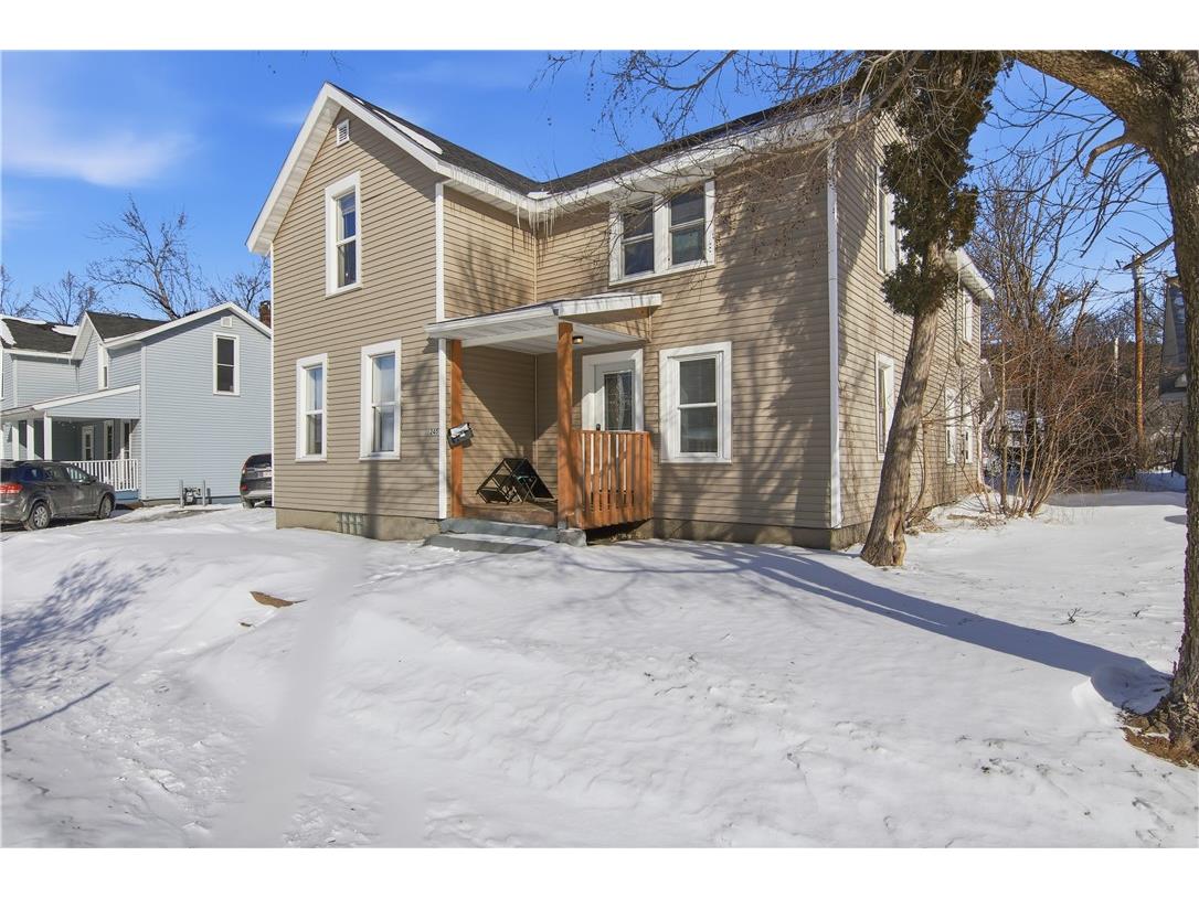 1245 S Farwell Street Eau Claire WI 54701 1597991 image23